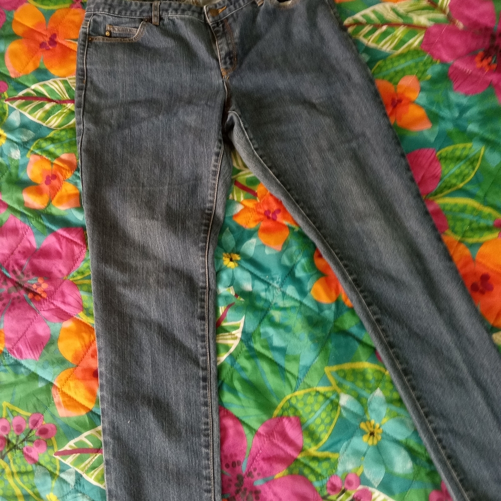 Women's Classic Blue Jeans